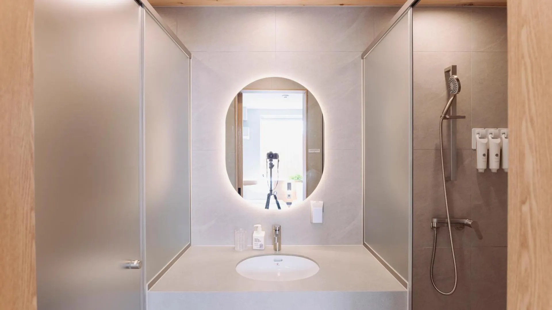 Yeobaek Hotel Incheon 3*,  South Korea