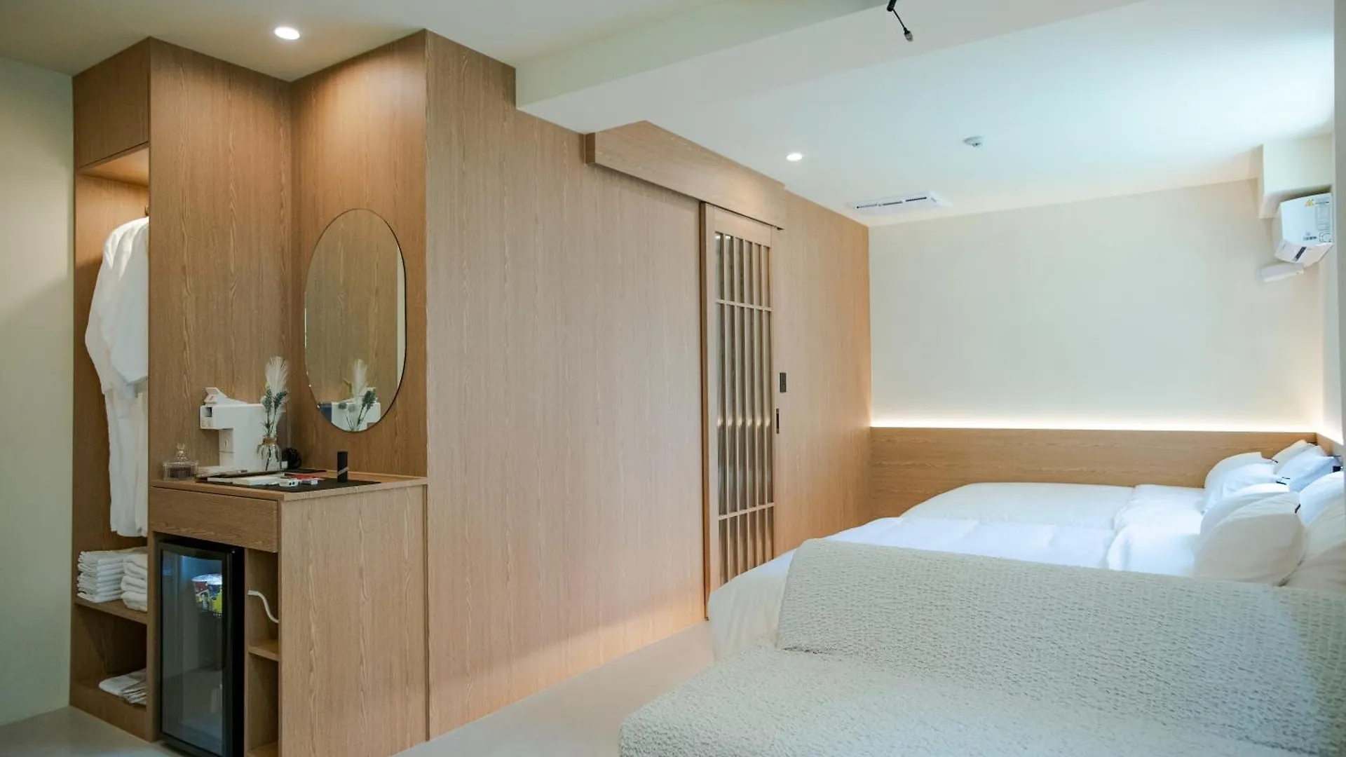 Yeobaek Hotel Incheon